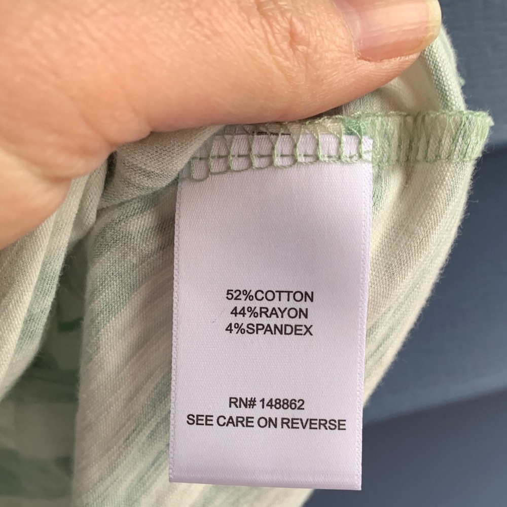 Torrid Classic Fit Green and White Top - Picture 3 of 5